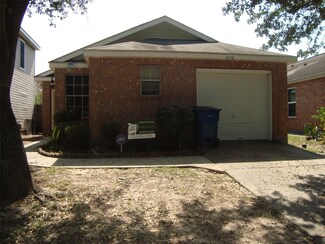 2112 Whittier Dr, Houston, TX 77032