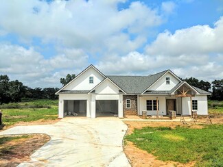 7970 S Park Ave, Taylor, AL 36301