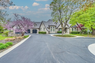 217 Haman Rd, Inverness, IL 60010