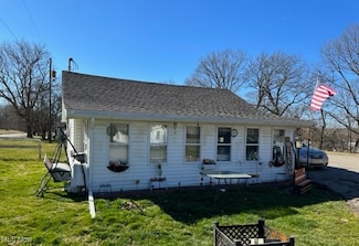 3885 Roseville Rd Unit House, Zanesville, OH 43701