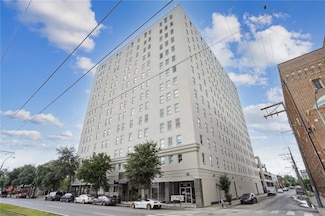 1205 St Charles Ave Unit 1012, New Orleans, LA 70130