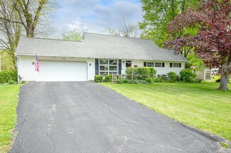 1010 Hoover Dr, Ashland, OH 44805