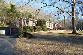 1800 Kingsbury Dr, Nashville, TN 37215