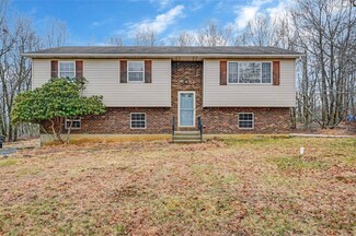 2449 Tacoma Dr, Blakeslee, PA 18610