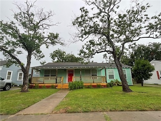 324 S Morningside Dr, Corpus Christi, TX 78404