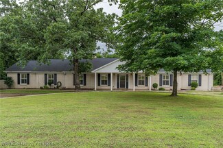 3220 Cliff Dr, Fort Smith, AR 72903