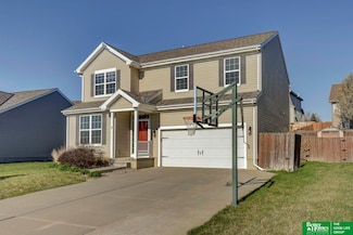 10706 S 110th Ave, Papillion, NE 68046