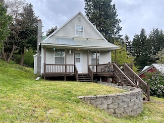 403 S 7th St, Roslyn, WA 98941