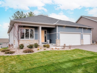 9160 62nd St S, Cottage Grove, MN 55016