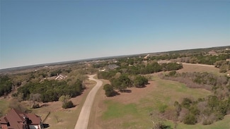 8425 Fullerton Dr, Cleburne, TX 76033