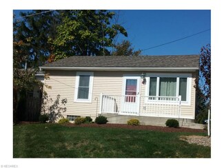 73 Willowwood Dr, Chippewa Lake, OH 44215