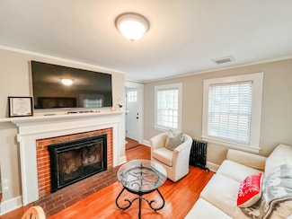 8 Parsons Ln, East Falmouth, MA 02536