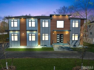 3903 Park Ave, Edison, NJ 08820