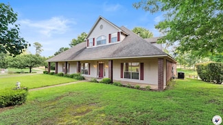 5818 Winchester Dr, Texarkana, TX 75503