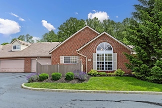 6858 Winrock Dr Unit 86858, New Albany, OH 43054