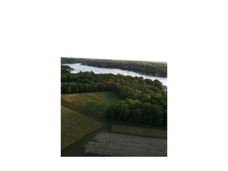 8 O St, Lake Lotawana, MO 64086