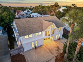 165 Maple St, Santa Rosa Beach, FL 32459