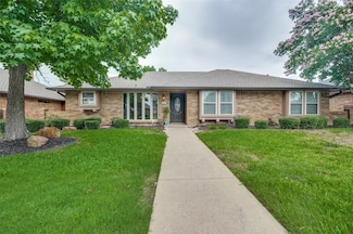 2307 Castle Rock Rd, Carrollton, TX 75007