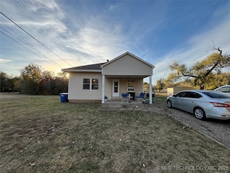 1722 N 3rd St, Enid, OK 73701