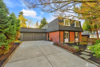 10313 40th Ave NE, Seattle, WA 98125