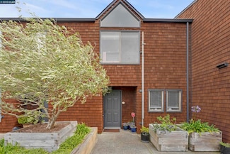155 Headlands Ct Unit 69, Sausalito, CA 94965