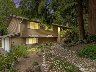 5204 136th St SW, Edmonds, WA 98026