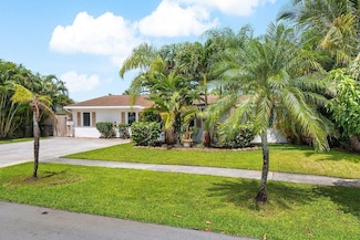 904 Ironwood Rd, North Palm Beach, FL 33408