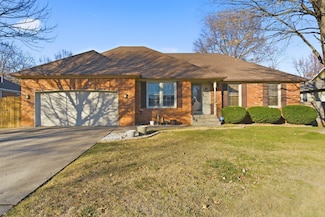 1345 E Woodgate St, Springfield, MO 65804