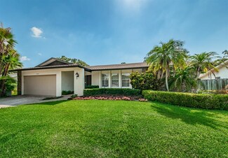 2570 Knotty Pine Way, Clearwater, FL 33761