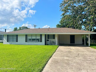 114 Gordon Crockett Dr, Lafayette, LA 70508