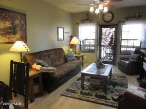 2361 Quarter Horse Trail Unit 132, Overgaard, AZ 85933