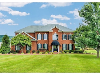2750 Big Valley Dr, Draper, VA 24324