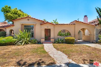 4234 S Bronson Ave, Los Angeles, CA 90008