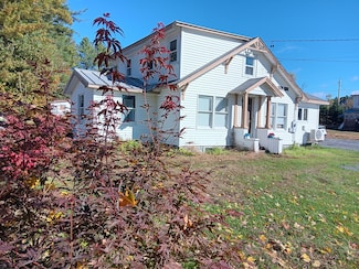 456 Main St, Madison, ME 04950