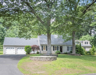 3 Olde Salem Dr, Somers, CT 06071