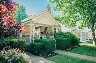 323 S 6th St, Indiana, PA 15701