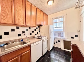 26 Chiswick Rd Unit 6, Brighton, MA 02135