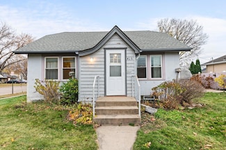 416 2nd Ave NW, Osseo, MN 55369
