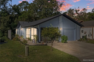 72 Golfview Dr, Homosassa, FL 34446