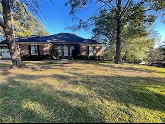 124 Hillcrest St, Dover, AR 72837