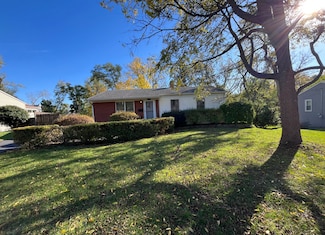 2849 Crabtree Ave, Woodridge, IL 60517