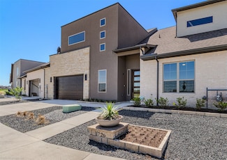 1726 Governors Blvd, Heath, TX 75032