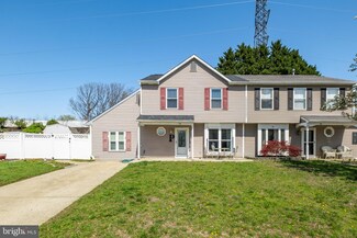 74 Cherry Cir, Blackwood, NJ 08012