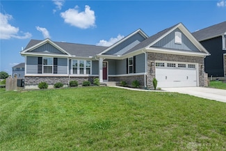 1801 Highlander Dr, Xenia, OH 45385