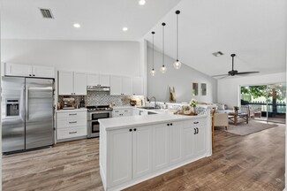 5148 Arbor Glen Cir, Lake Worth, FL 33463