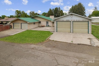 1006 S B St, Rupert, ID 83350