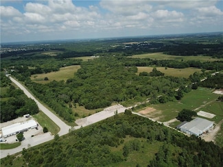 14040 State Ave, Lake of the Fst, KS 66012