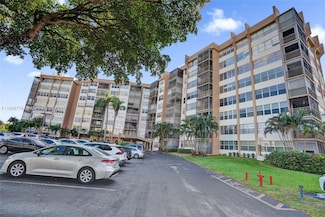1200 Saint Charles Place Unit 413, Pembroke Pines, FL 33026