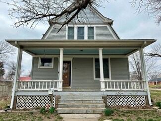 1110 May St, Marysville, KS 66508