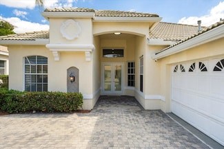 623 SW Lake Charles Cir, Port Saint Lucie, FL 34986